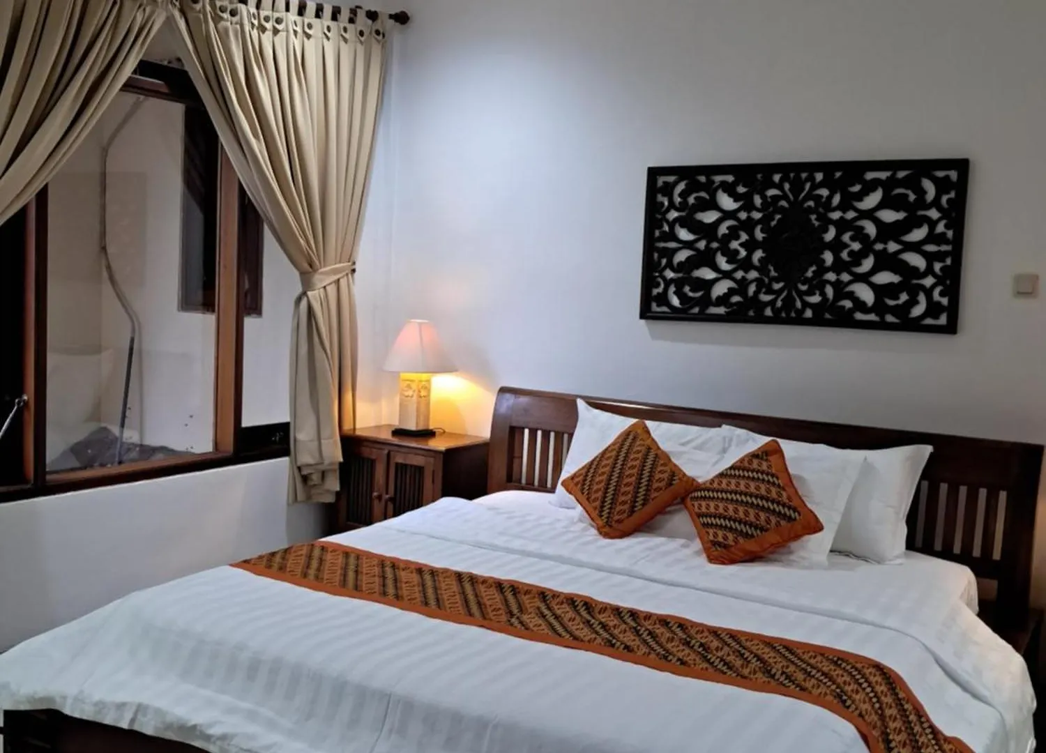 Surfaris Inn On Poppies 2 Apartment Legian